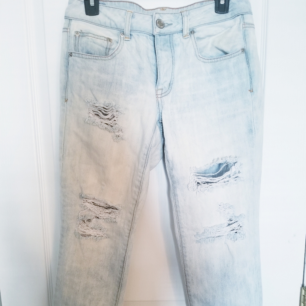 American Eagle Distressed Boyfriend Jeans
